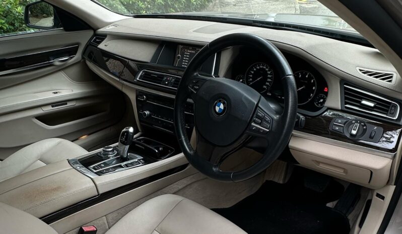 
								2013 BMW 740LIA SALOON-VANTAGE EFFICIENTDYNAMICS(F02) full									