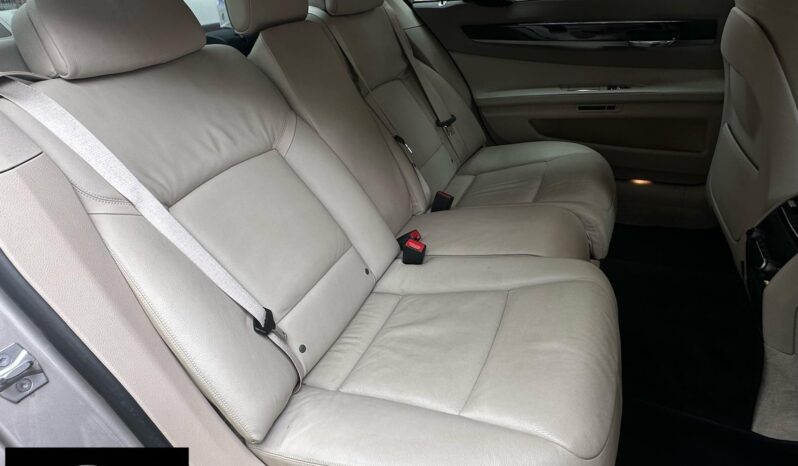 
								2013 BMW 740LIA SALOON-VANTAGE EFFICIENTDYNAMICS(F02) full									